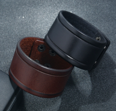 Retro Cattle Leather Punk Bracelet for Men