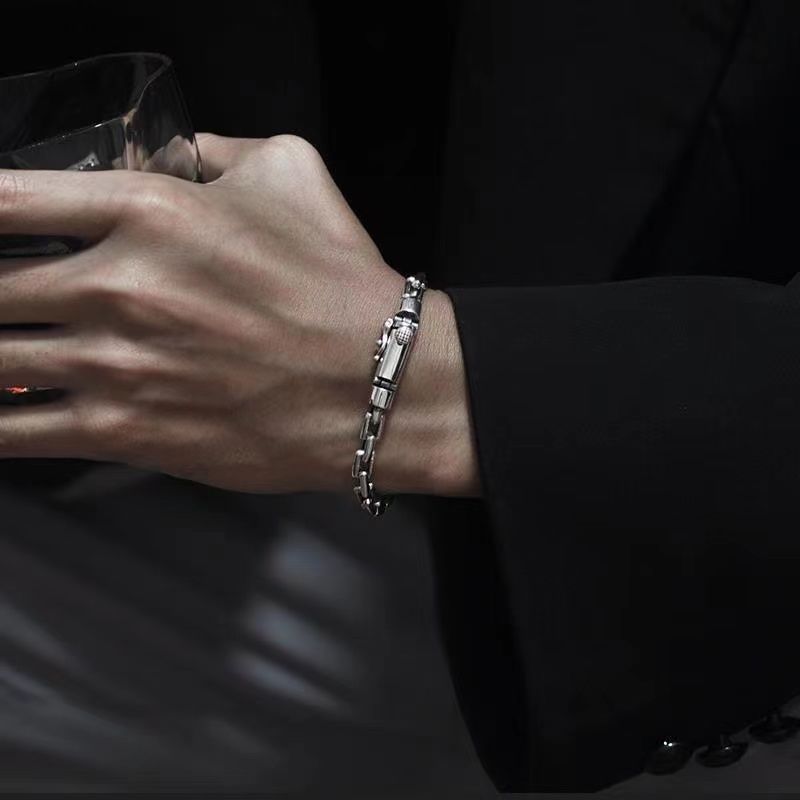 S925 Pure Silver Interlocking Retro Bolt Bracelet